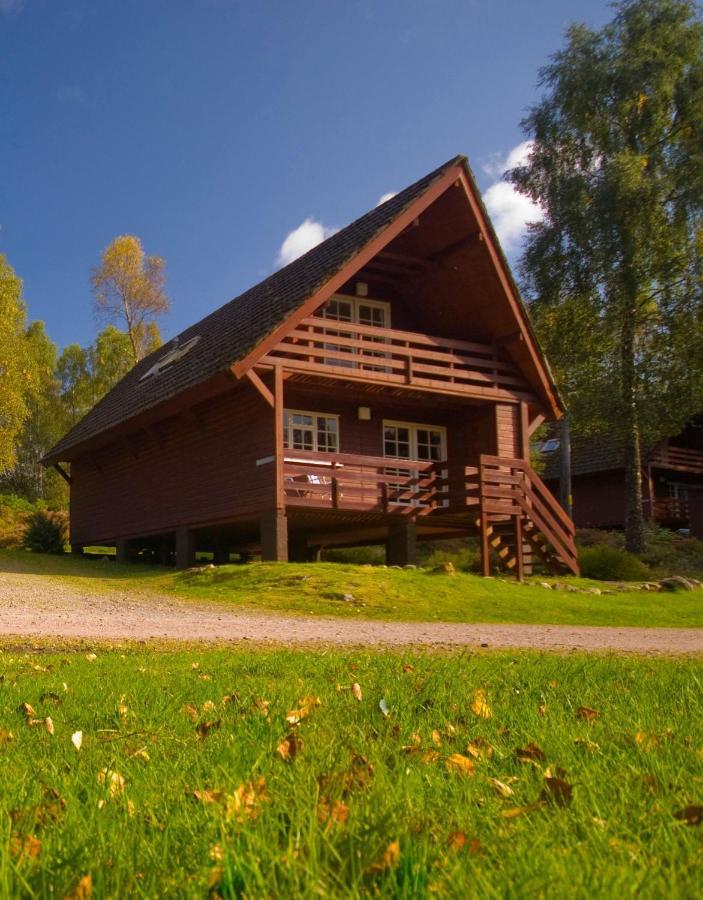 Woodland Lodge Tomich Ngoại thất bức ảnh